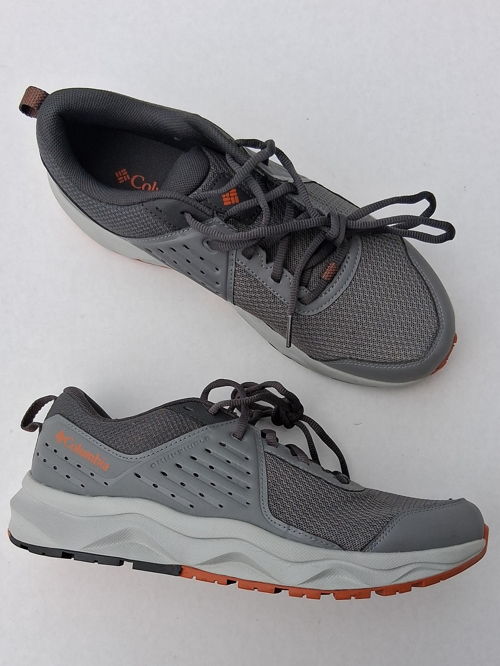 Columbia Trailstorm Elevate hiking shoes in a gray and orange. Mens 10.